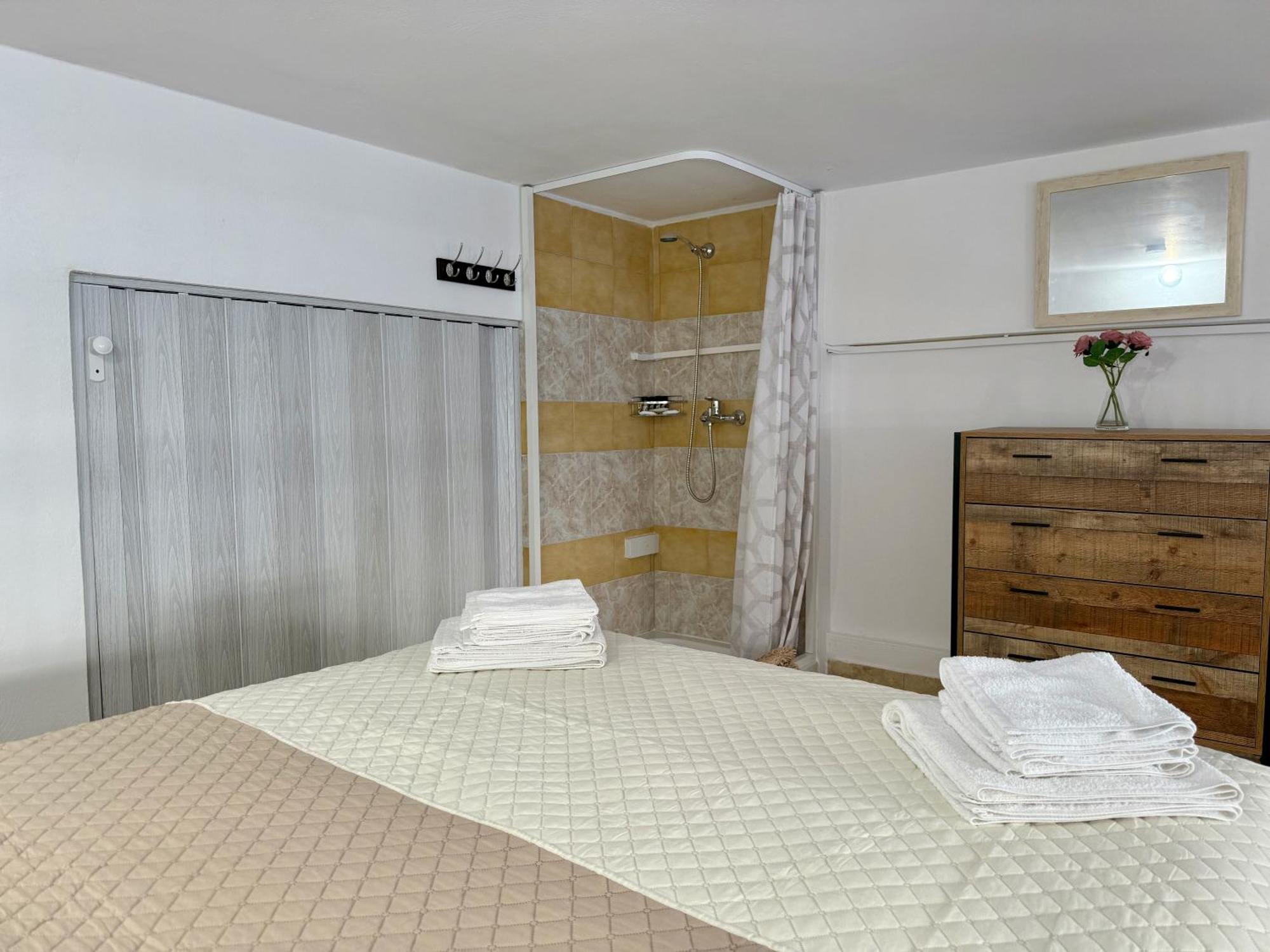 Polikseni Orfanidou Apartment *